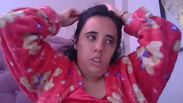 Snapshot of annarose19 chatting on 30, 10, 2025 annarose19 online show from 30, 10, 2025