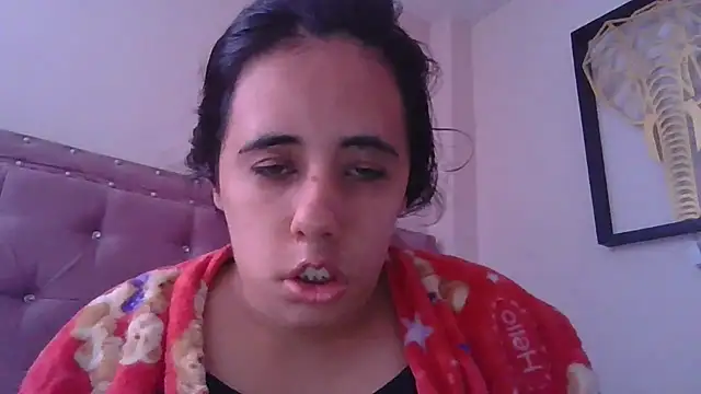 Snapshot of annarose19 chatting on 23, 10, 2025 annarose19 online show from 23, 10, 2025