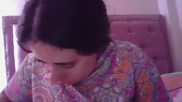 Snapshot of annarose19 chatting on 15, 3, 2025 annarose19 online show from 15, 3, 2025