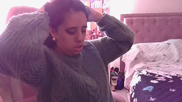 Snapshot of annarose19 chatting on 17, 3, 2025 annarose19 online show from 17, 3, 2025