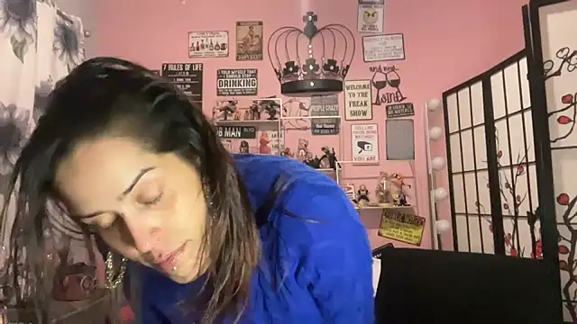 latinacubana online show from 6, 2, 2025