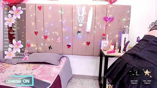 Zaly mature online show from 12, 3, 2026