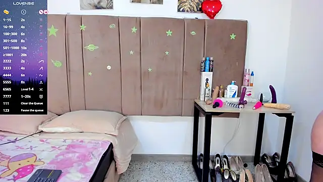 Zaly mature online show from 25, 2, 2025