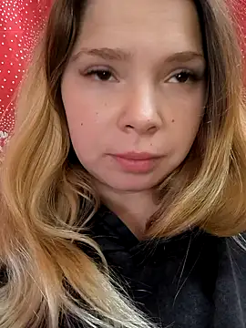 Zuli Kiska online show from 14, 11, 2025