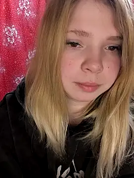 Zuli Kiska online show from 21, 2, 2025