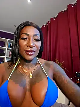 Snapshot of JosyBlack chatting on 12, 9, 2025 JosyBlack online show from 12, 9, 2025