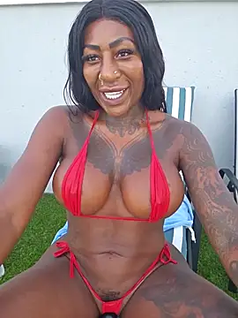 Snapshot of JosyBlack chatting on 13, 9, 2025 JosyBlack online show from 13, 9, 2025