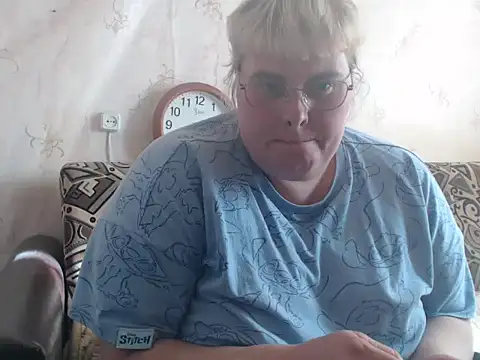 Ameliabusty online show from 13, 10, 2025