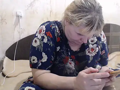 Ameliabusty online show from 1, 2, 2025