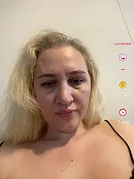 YourBlondee online show from 12, 6, 2026