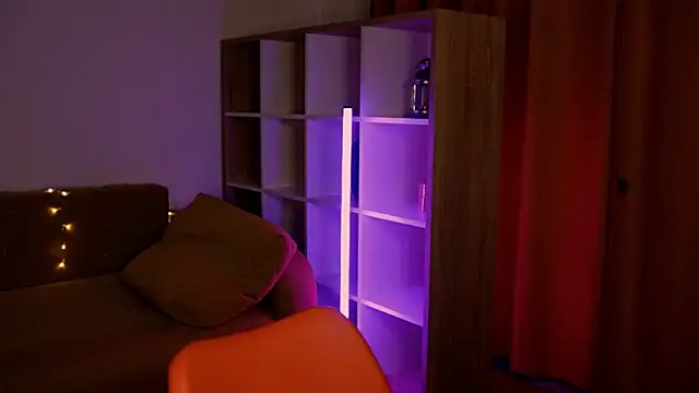 ItsAlisia online show from 18, 12, 2025