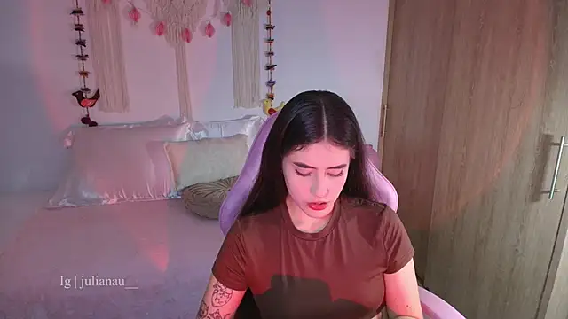 iriswest  online show from 25, 2, 2026