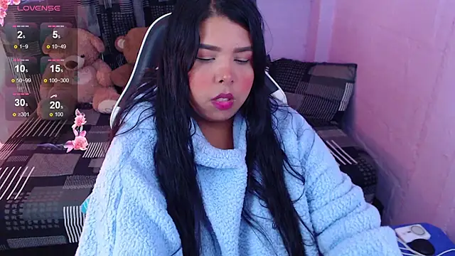 SaLomeJonees online show from 1, 10, 2025