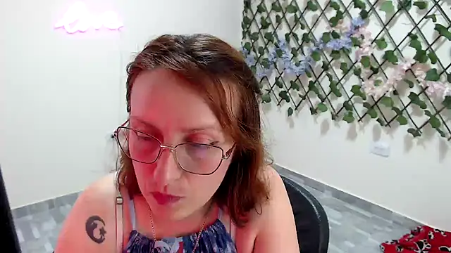 kittykalor09 online show from 28, 4, 2026