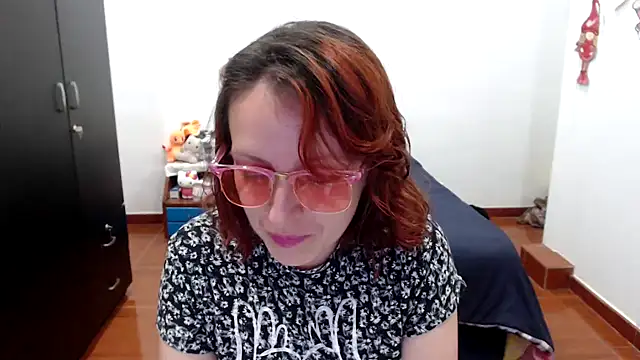 kittykalor09 online show from 6, 1, 2026