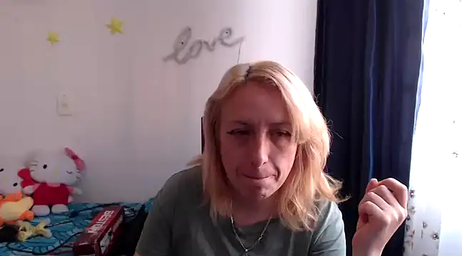 kittykalor09 online show from 5, 12, 2024