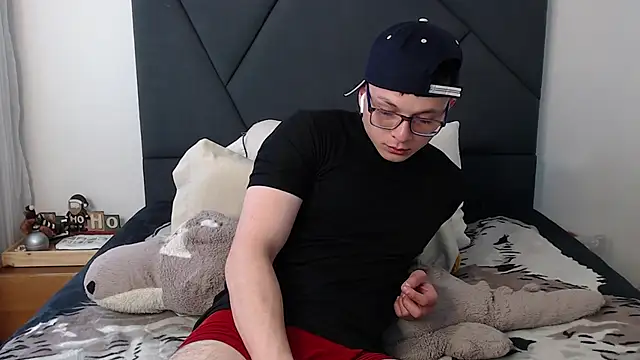 Snapshot of MathewCollin chatting on 27, 1, 2025 MathewCollin online show from 27, 1, 2025