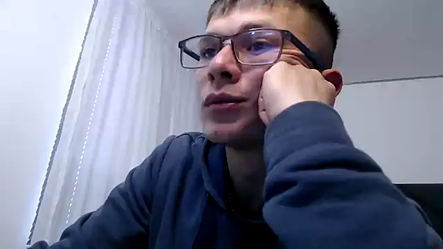 Snapshot of MathewCollin chatting on 20, 3, 2025 MathewCollin online show from 20, 3, 2025