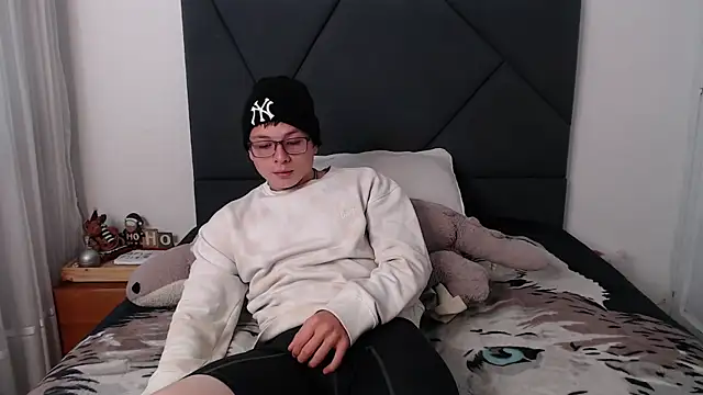 Snapshot of MathewCollin chatting on 28, 1, 2025 MathewCollin online show from 28, 1, 2025