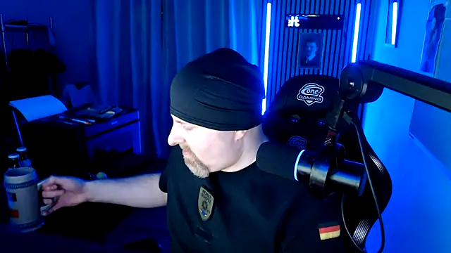 DerPornoPete online show from 22, 4, 2026