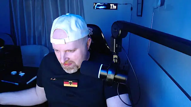 DerPornoPete online show from 8, 2, 2025