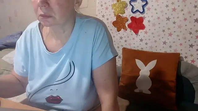 QueenLana online show from 1, 12, 2025