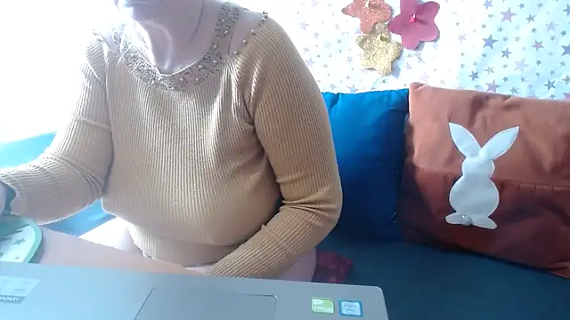 QueenLana online show from 24, 4, 2026