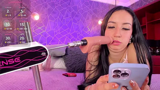 danaythamara1 online show from 4, 11, 2025