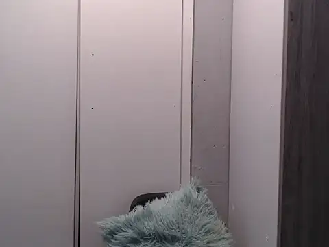 THREEHOLESPLEASURE99 online show from 6, 2, 2026