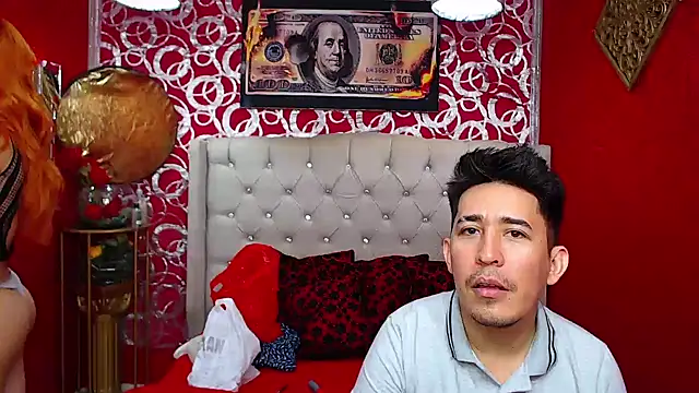 Snapshot of shannentrans chatting on 25, 11, 2025 shannentrans online show from 25, 11, 2025