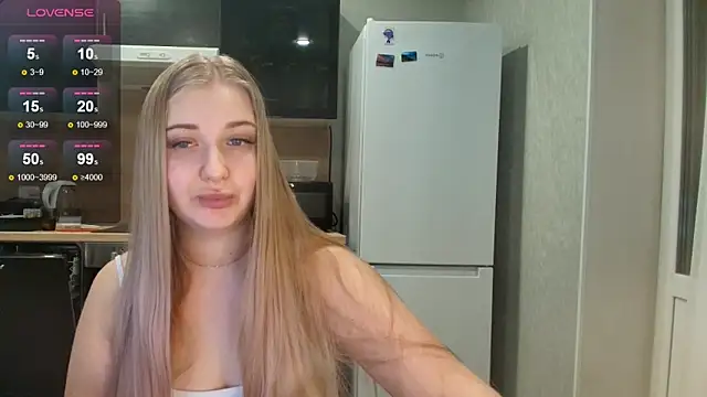 Adr1ana  online show from 5, 2, 2026