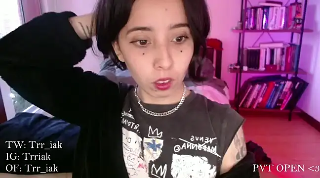 babyluna 8 8 online show from 22, 1, 2025