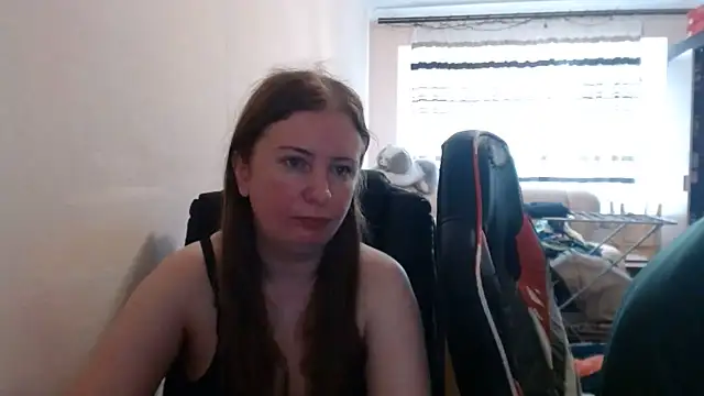 Snapshot of PeterAndJen chatting on 17, 7, 2026 PeterAndJen online show from 17, 7, 2026