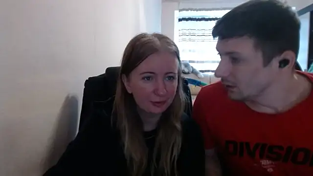 PeterAndJen online show from 25, 9, 2025