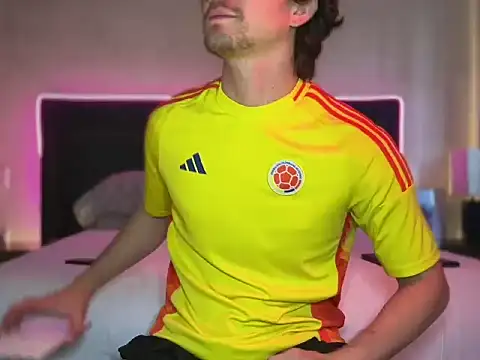 mcklister kinky feets online show from 29, 3, 2026