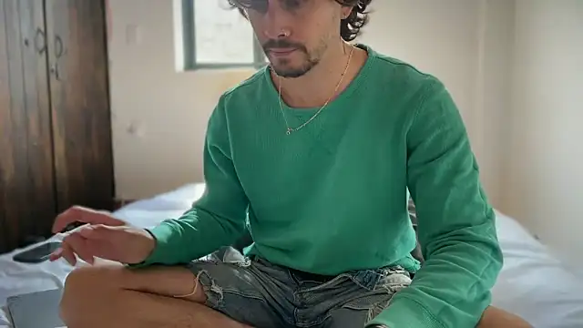 mcklister kinky feets online show from 23, 4, 2026