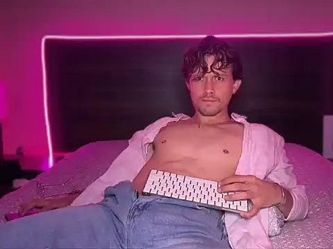 mcklister kinky feets online show from 25, 3, 2026