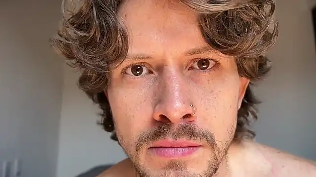 mcklister kinky feets online show from 18, 4, 2026