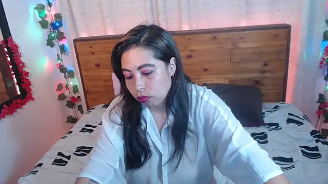 NikkieMilky online show from 8, 4, 2026