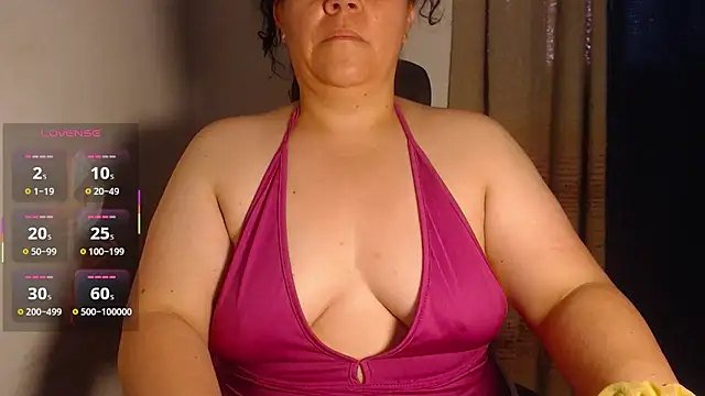 Snapshot of agathamiller01 chatting on 19, 5, 2026 agathamiller01 online show from 19, 5, 2026