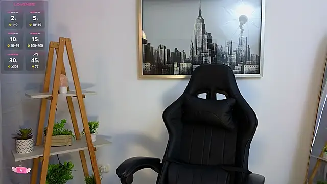 Snapshot of bella__adams chatting on 2, 10, 2025 bella adams online show from 2, 10, 2025