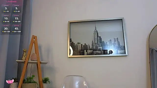 bella  adams online show from 15, 12, 2025