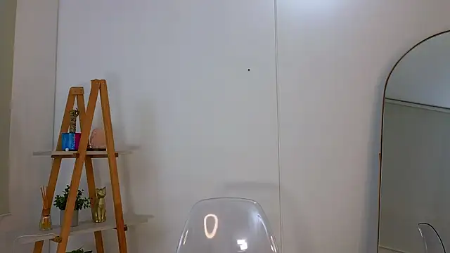 bella  adams online show from 21, 3, 2026