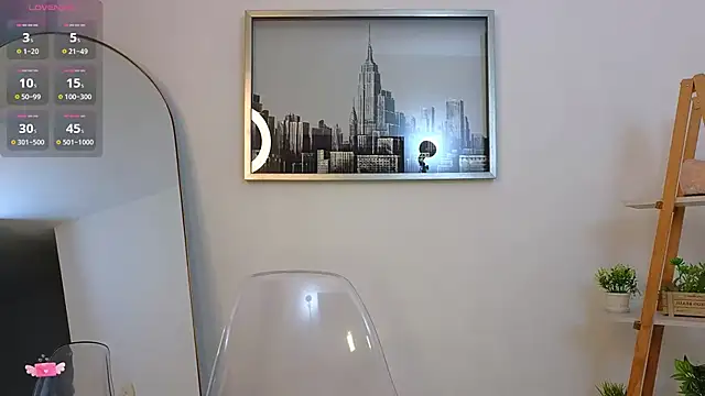 bella  adams online show from 19, 12, 2025