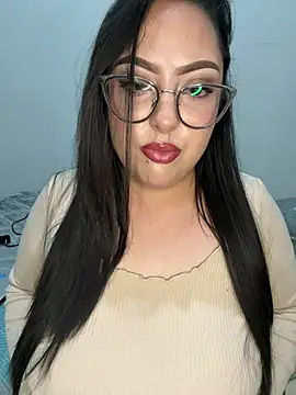 Snapshot of MileyGia chatting on 22, 5, 2026 MileyGia online show from 22, 5, 2026