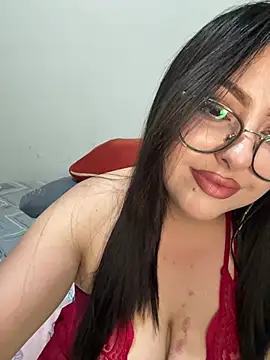 MileyGia online show from 23, 3, 2026