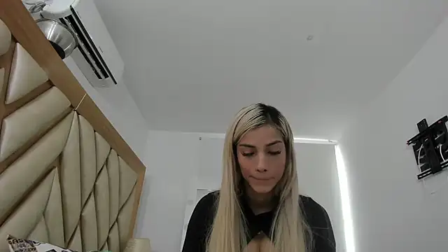 briana wonder69xxx online show from 27, 5, 2026