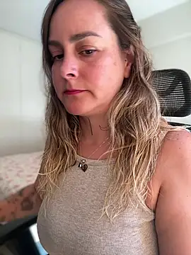 Snapshot of misslulipop chatting on 18, 3, 2025 misslulipop online show from 18, 3, 2025