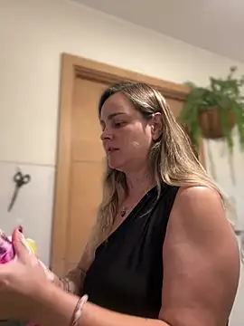 Snapshot of misslulipop chatting on 26, 2, 2025 misslulipop online show from 26, 2, 2025