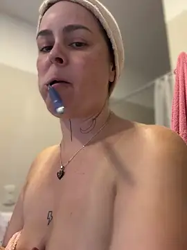 Snapshot of misslulipop chatting on 8, 3, 2025 misslulipop online show from 8, 3, 2025